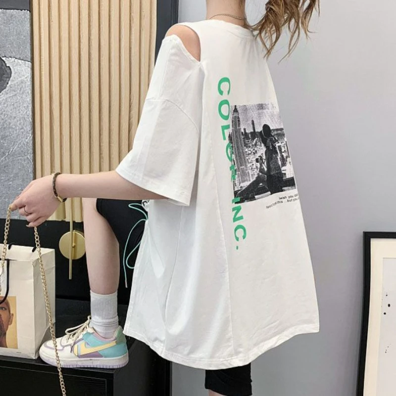DAYIFUN O Neck Off Shoulder Short Sleeve Tshirts Women Summer Letter Print Irregular Slit Design Tees 2024 Loose Oversized Tops