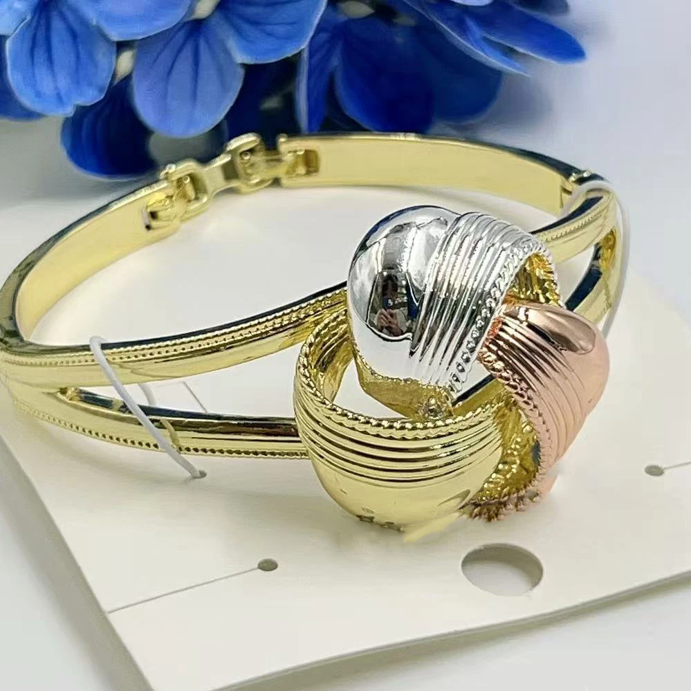 

New In Vintage 14K Gold Plated Open Hinged Bangle Bracelet Women Minimalist Geometric Crystal Inlaid Cuff Jewelry Wedding Party