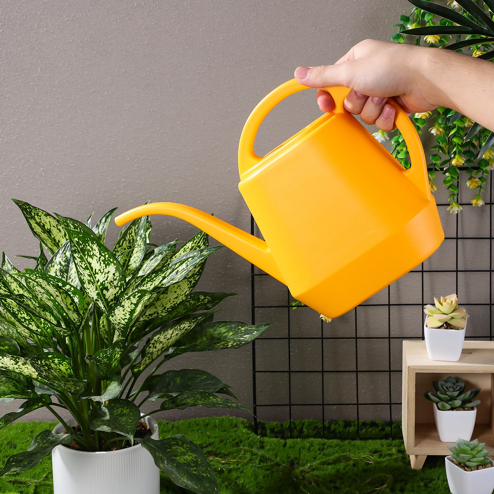 

Large Capacity Watering Can Indoor Outdoor Stylish Vibrant Color Gentle Watering Easy Operation Garden Balcony Office
