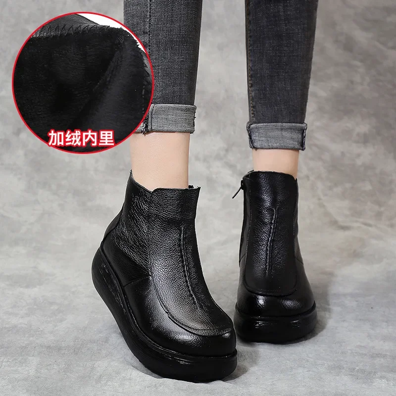 2024 New Genuine Leather Winter Boots for Women Flat Shoes Ladies Snow Boots Womens Flat Keep Warm Platform Work Shoes