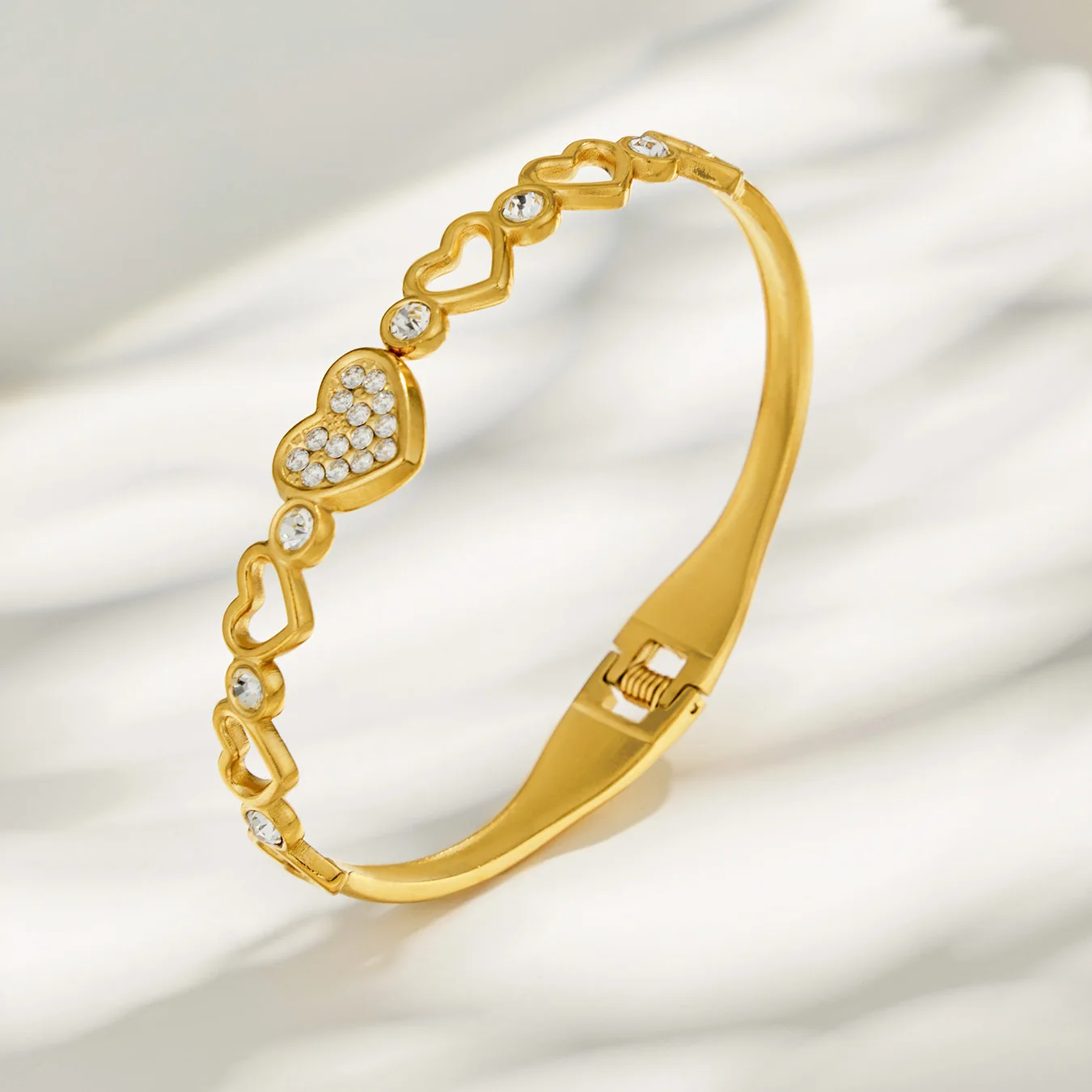 Öffnbare Stretch-Armreifen, Hohlherz-Armreif, 316L Edelstahl-Armband, 18k vergoldet mit CZ, Manschettenarmbänder für Frauen – Detail 11
