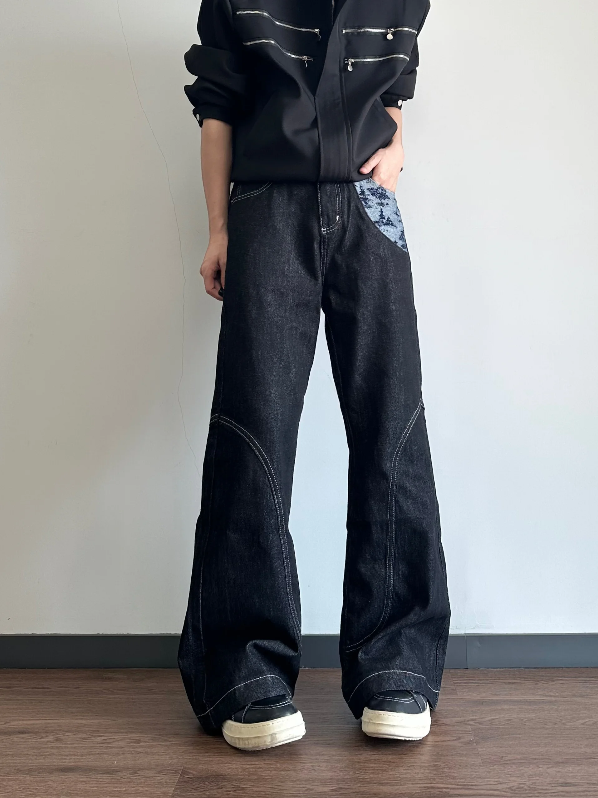 Loose Straight Vintage Floral Embroidery Original Jeans Men's Fashion Micro Flared Pants Durable Denim mid Waist Zipper Fly