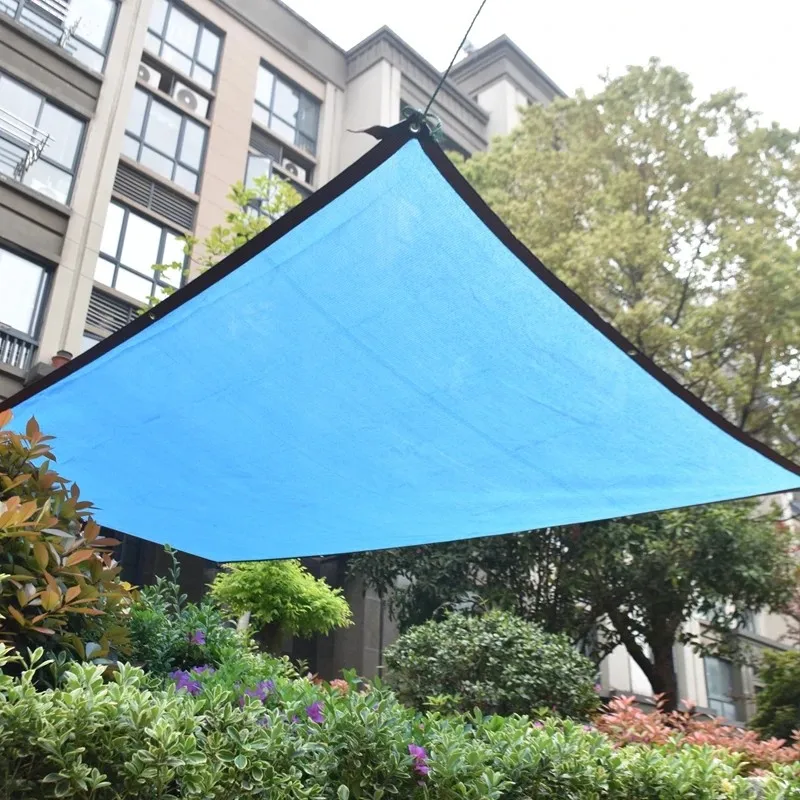 La rete parasole professionale per la terrazza è realizzata in HDPE ad alta densità con trattamento ispessente, fornitura al 92% professionale