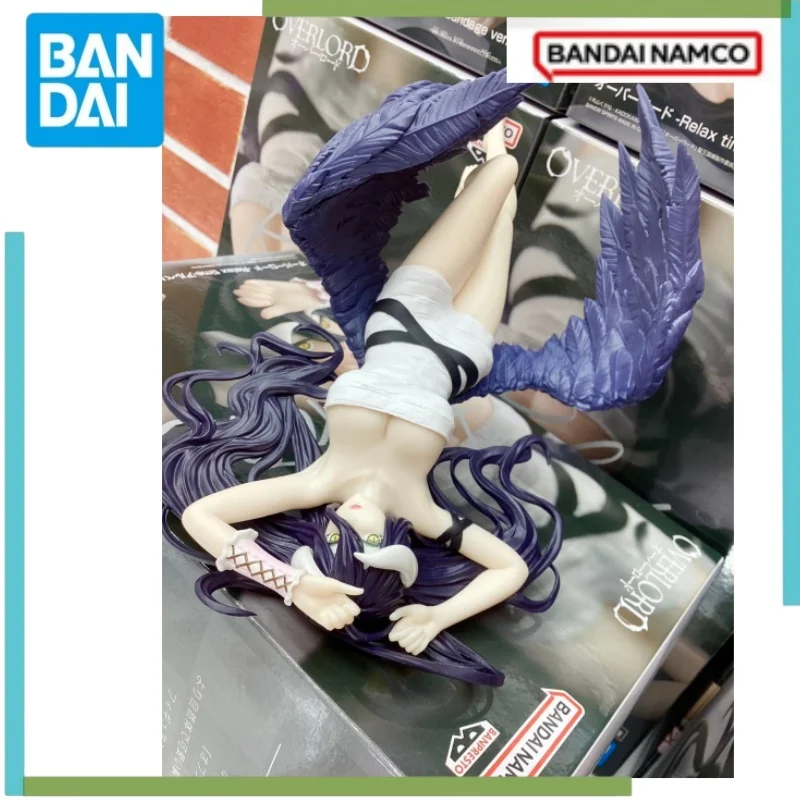 Bandai original anime modelo figura de ação overlord puro branco diabo albedo relaxar tempo presente natal modelo colecionável