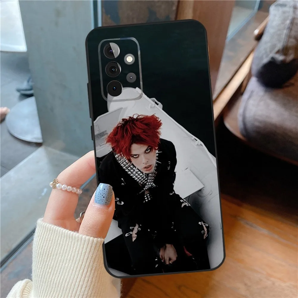 Y-Yungblud-Sนักร้องเคสโทรศัพท์สําหรับSamsungS24,23,22,21,S20 Ultra Pro 10,S30Plus,S9,20 Lite Ultraปกสีดํา