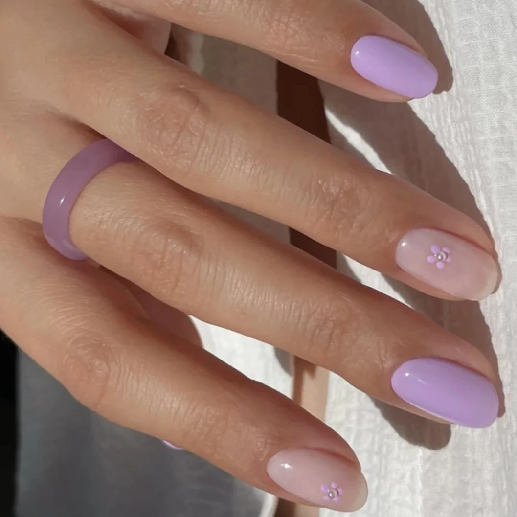 

Delicate Purple Flowers Pearl French Butterfly Glitter Powder Square False Nails Art Fake Nails Rhinestone Press on Nails Charms
