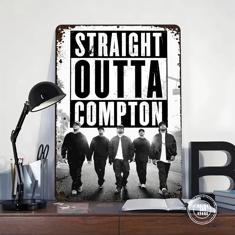 ملصق معدني لفيلم كومبتون من Straight Outta Compton علامات القصدير لتزيين عناصر الديكور المنزلي علامة معدنية مخصصة لتزيين جدران الفن #2