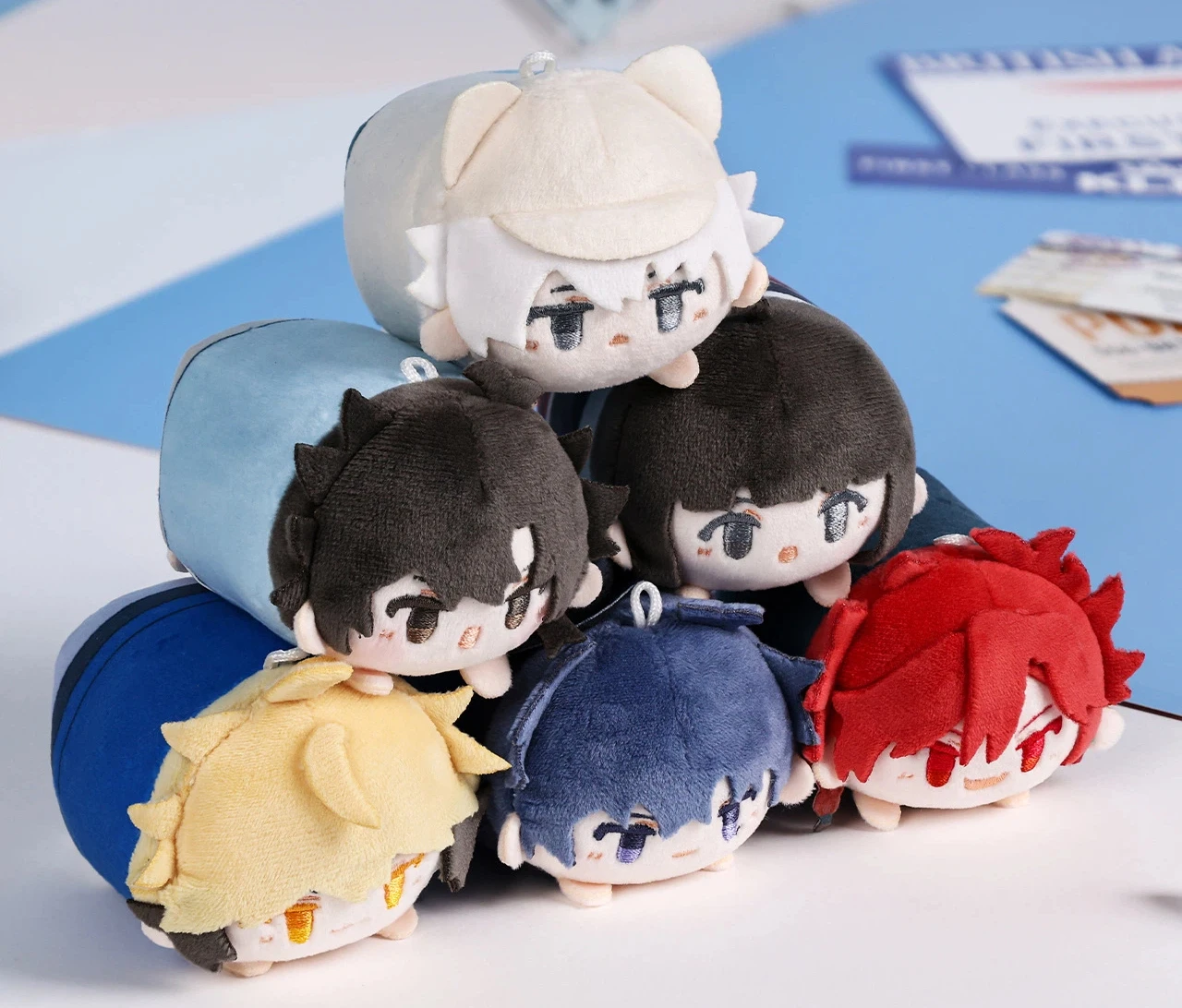 

Time Travel Anime Plush Pendant Cute Cartoon Keychain for Bag Decoration Party Favor Gift for Fans Collectors