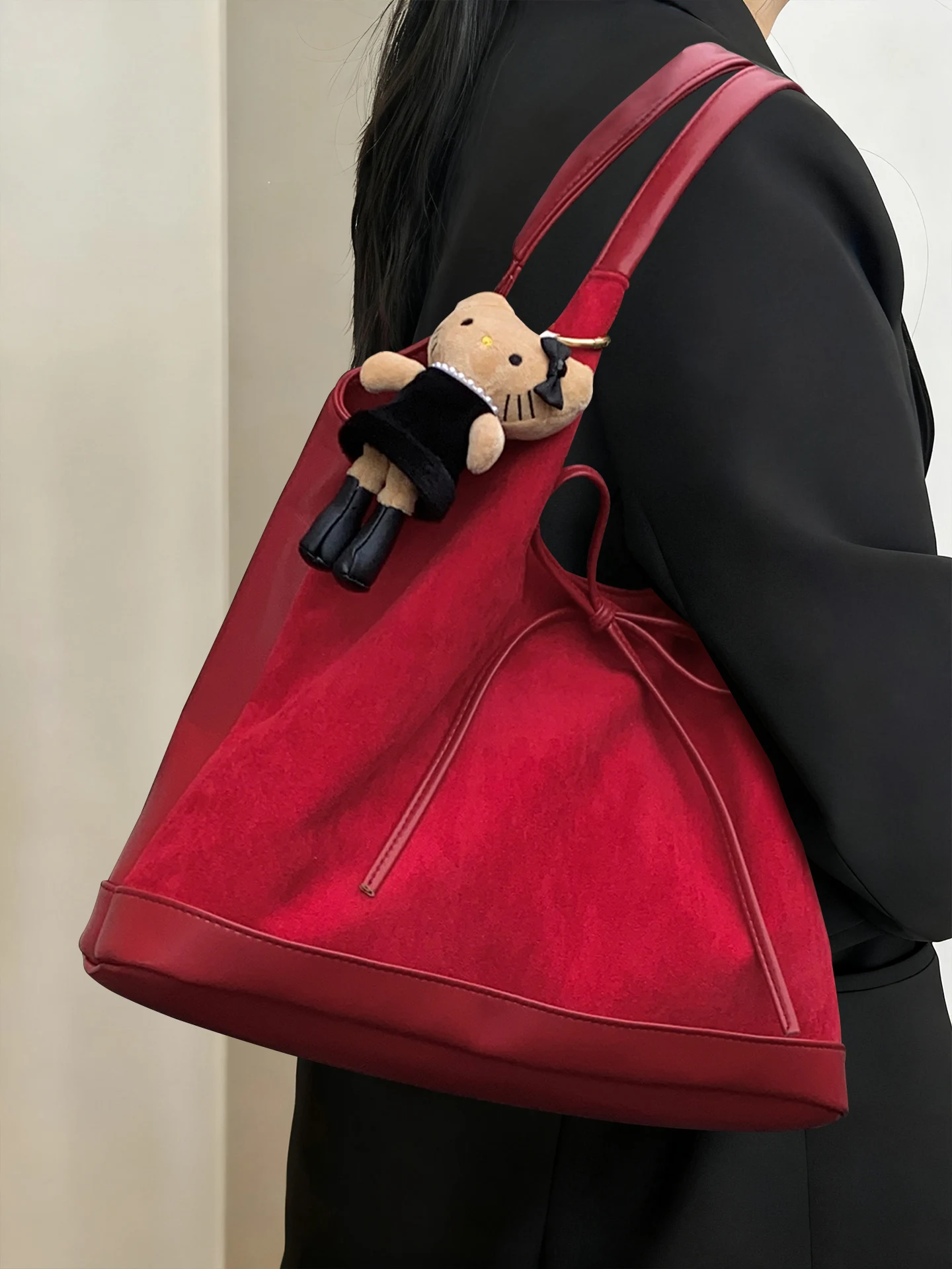 borsa-a-tracolla-da-donna-con-superficie-in-velluto-rosso-opaco-borsa-da-pendolare-versatile-casual-borsa-boston-con-chiusura-magnetica-blu-con-manico-morbido