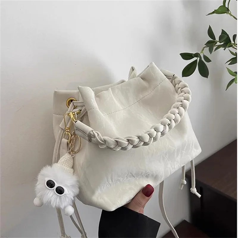 2026 Women's Niche Messenger Tote Bag New Pleated Versatile Bucket Bag Multifunctional Pink Messenger Bag Girls Fashion Wallet
