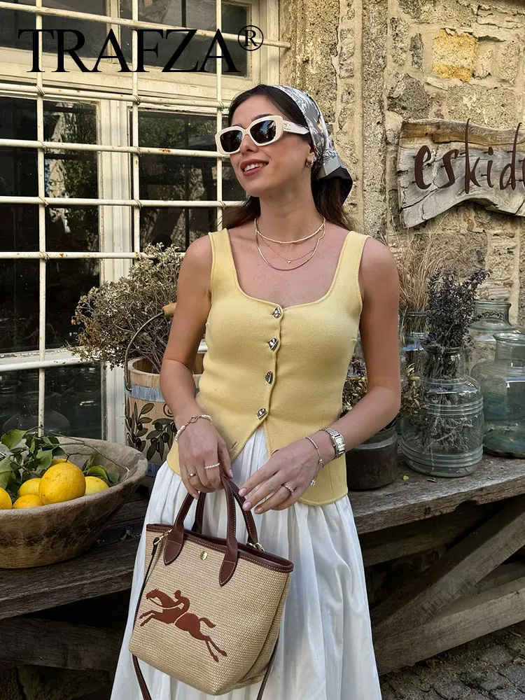 

TRAFZA Women Spring Simple Single-breasted Decoration Round Neck Top Female Elastic Waist Sleeveless Short Shoulder Strap Top