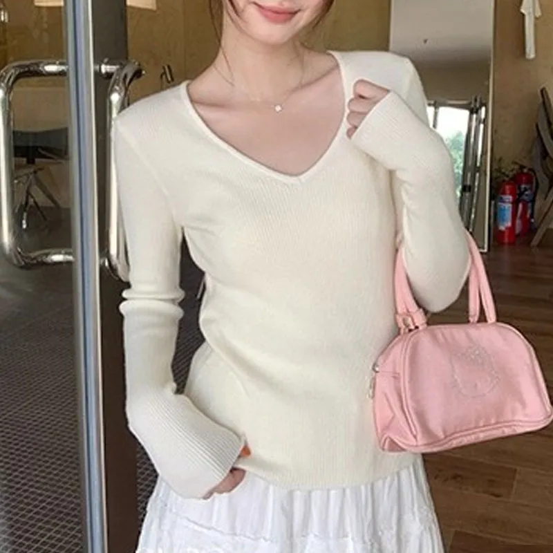 

Вязаный свитер-пуловер для женщин, новый черный свитер с V-образным вырезом, женская одежда, вязаный пуловер, женские топы, облегающие свитера с длинными рукавами Q3477