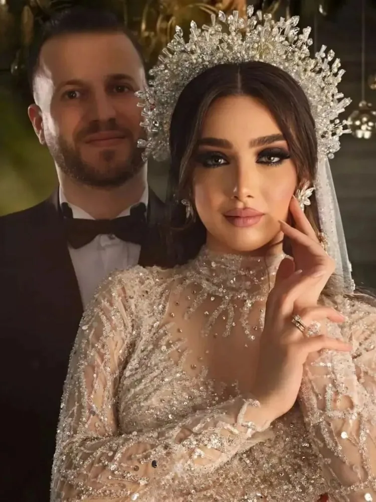 Gaun pernikahan putri berkilau Dubai manik-manik lengan payet panjang Arab gaun pengantin cantik leher tinggi Tulle Vestido De Novia