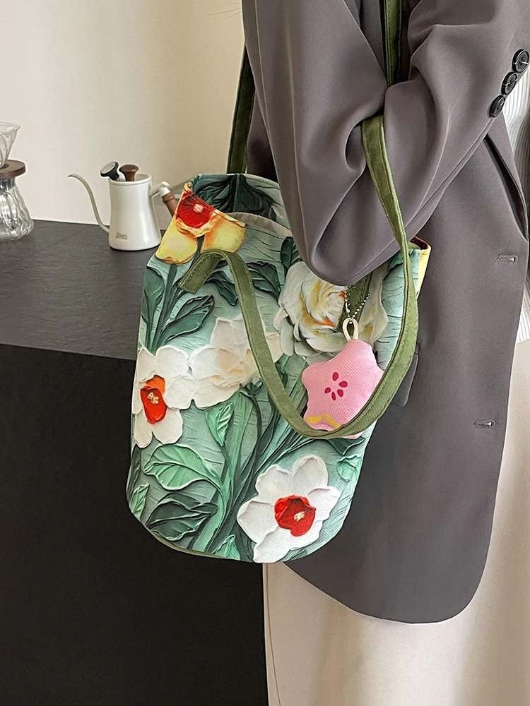 Fresh Blue Lily Oil Painting Canvas Bucket Bag 2024 New Summer Women's Magnetic Buckle Large Capacity Shoulder Bags Chic Handbag