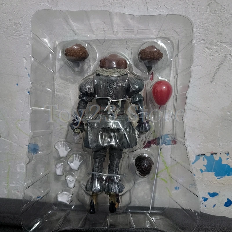 NECA Pennywise عمل الشكل الفصل الثاني لعبة مجسمة نهائية هدية رعب لجميع القديسين عيد ميلاد نموذج اللعب هدية #6