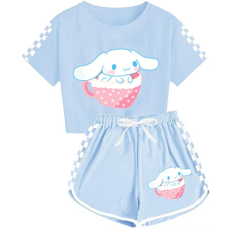 Conjunto de pijamas de manga curta Sanrio para meninas, camisetas e shorts dos desenhos animados, Cinnamoroll Kuromi, roupas esportivas macias, presente Homewear, verão