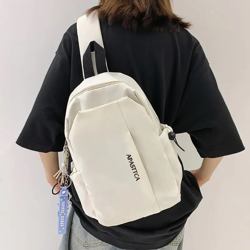 sac-de-poitrine-en-nylon-impermeable-ideal-pour-le-travail-au-design-simple-et-elegant-grande-capacite-sac-a-bandouliere-sac-a-dos-pour-les-trajets-quotidiens-sac-porte-en-bandouliere-pour-hommes