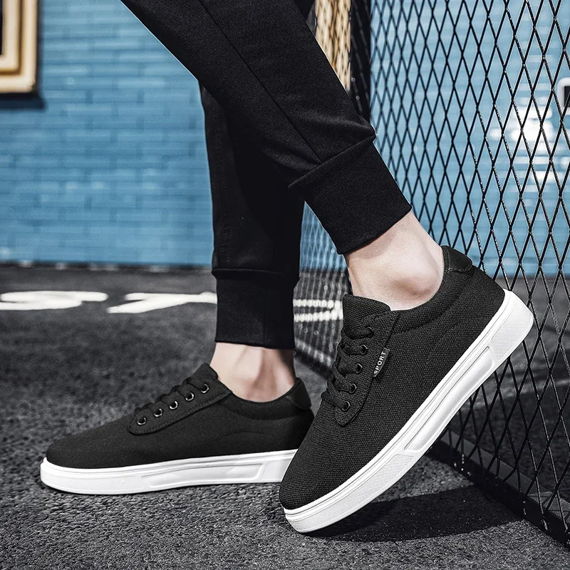 Big Size 46 Men Classic Lightweight Skate Shoes Canvas Shoes Non-slip Sweat-absorbent Men Sneakers Lace-up Business Travel Shoes