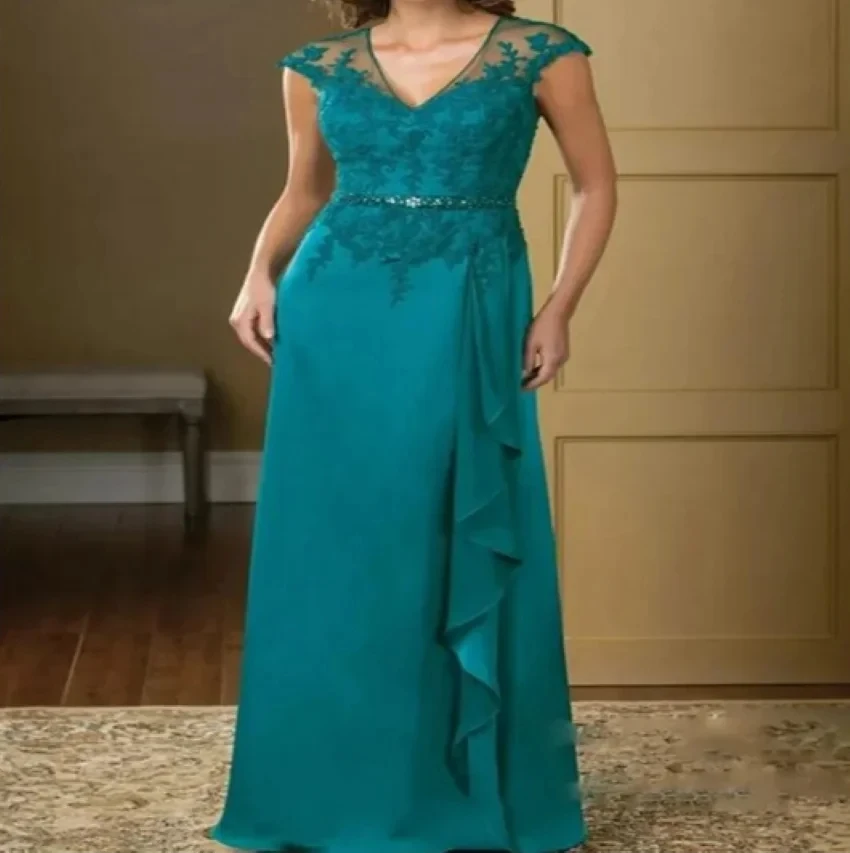 

2025 Elegant Green Mother of The Bride Dress V Neck Lace Appliques Satin A-line Wedding Guest Party Gowns New