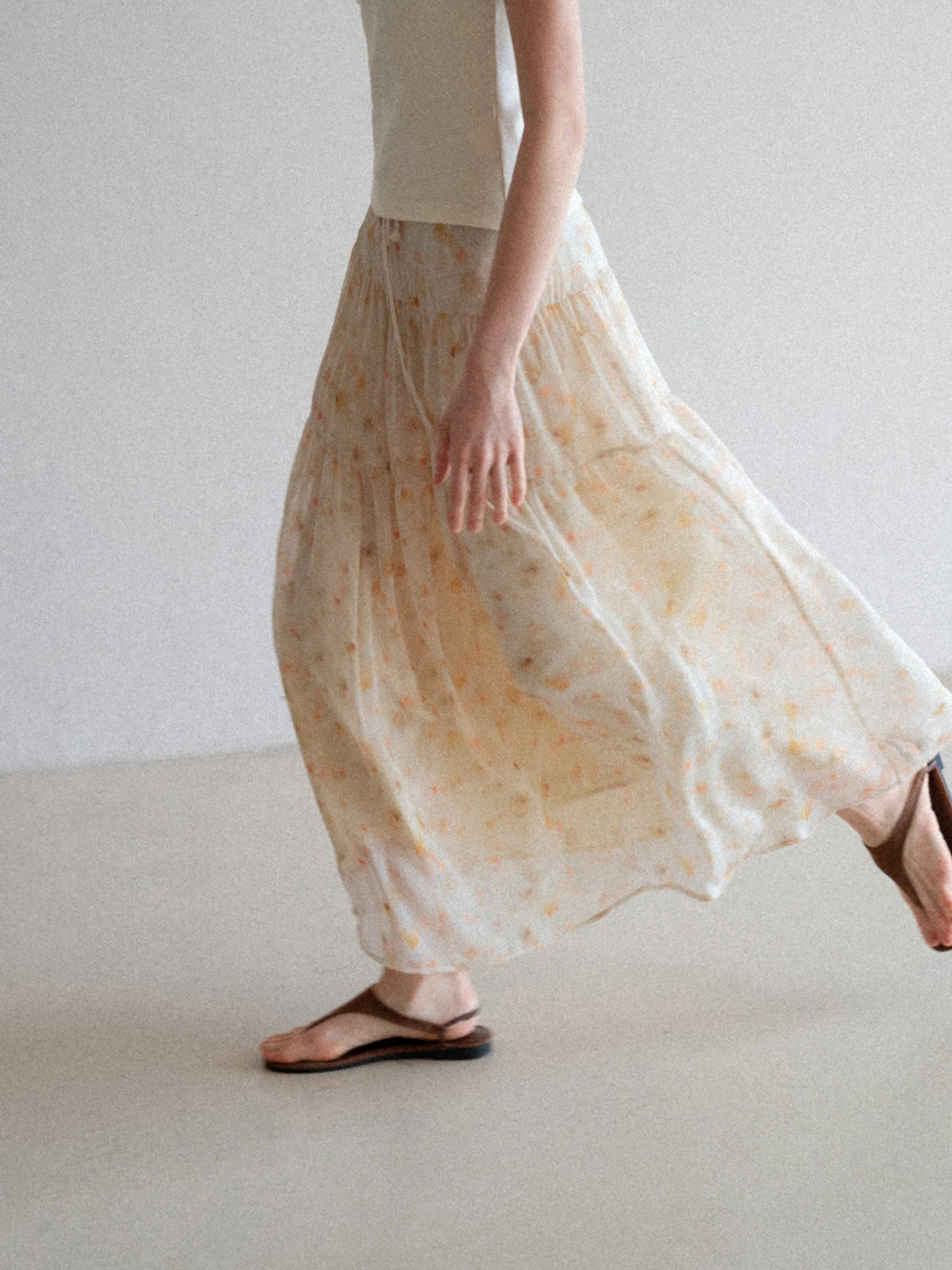 

Yellow Ombre Floral Chiffon Halter Neck Dress Women's Summer High Waist A-Line Long Skirt Commute Casual Polyester...