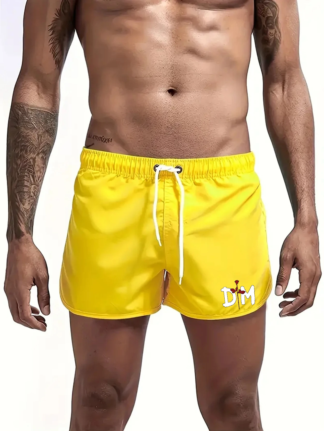 Modieuze strandshorts voor heren, sneldrogende surfshorts met trekkoord en DM-print