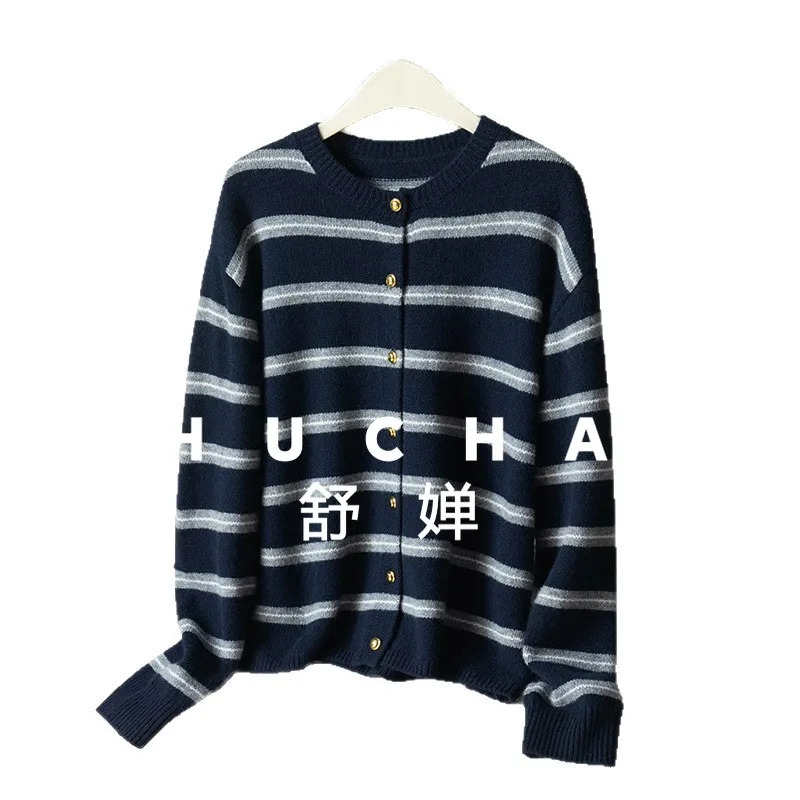 เสื้อคลุมคาร์ดิแกนไหมพรมลายทางคลาสสิกทรงหลวม คอกลม ผ้าขนสัตว์ 100% สำหรับผู้หญิง  คอลเลคชั่นฤดูใบไม้ร่วงและฤดูหนาว ปี 2025