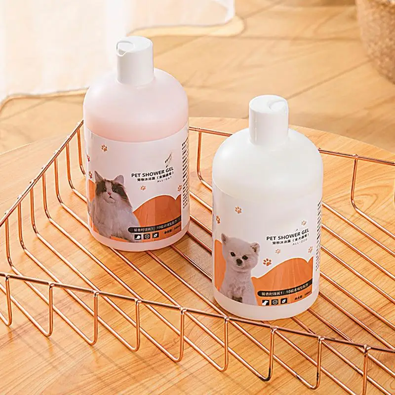 Pet Shampoo For Dogs 500ml Cat Shampoo Moisturizer Safe Pet Shower Gel Gentle Natural Pet Shampoo Bath Liquid For Cats Smelly