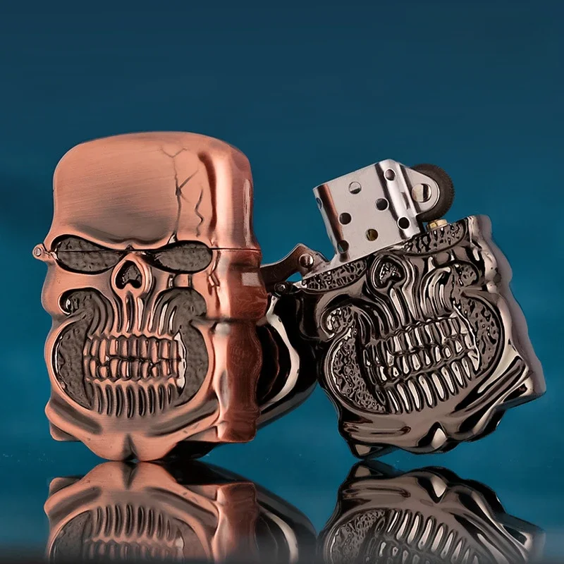 

New kerosene lighter heavy armor skull relief retro metal grinding wheel windproof lighter cigarette accessories men small gift