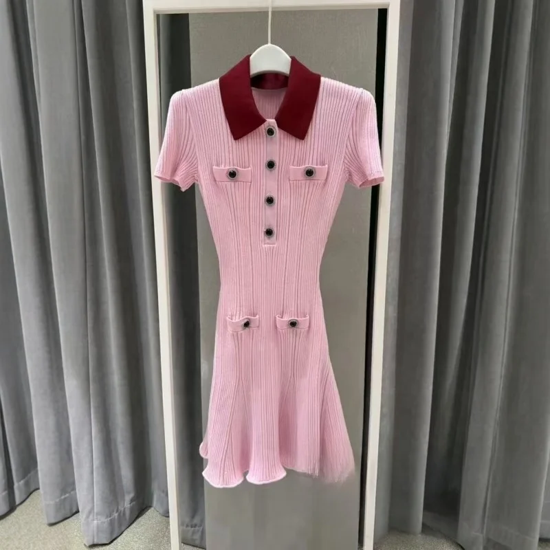   니트 슬림핏 스탠드 칼라 컬러 블록 디자인 여성용 가을 겨울 패션 엘레 통근 스타일