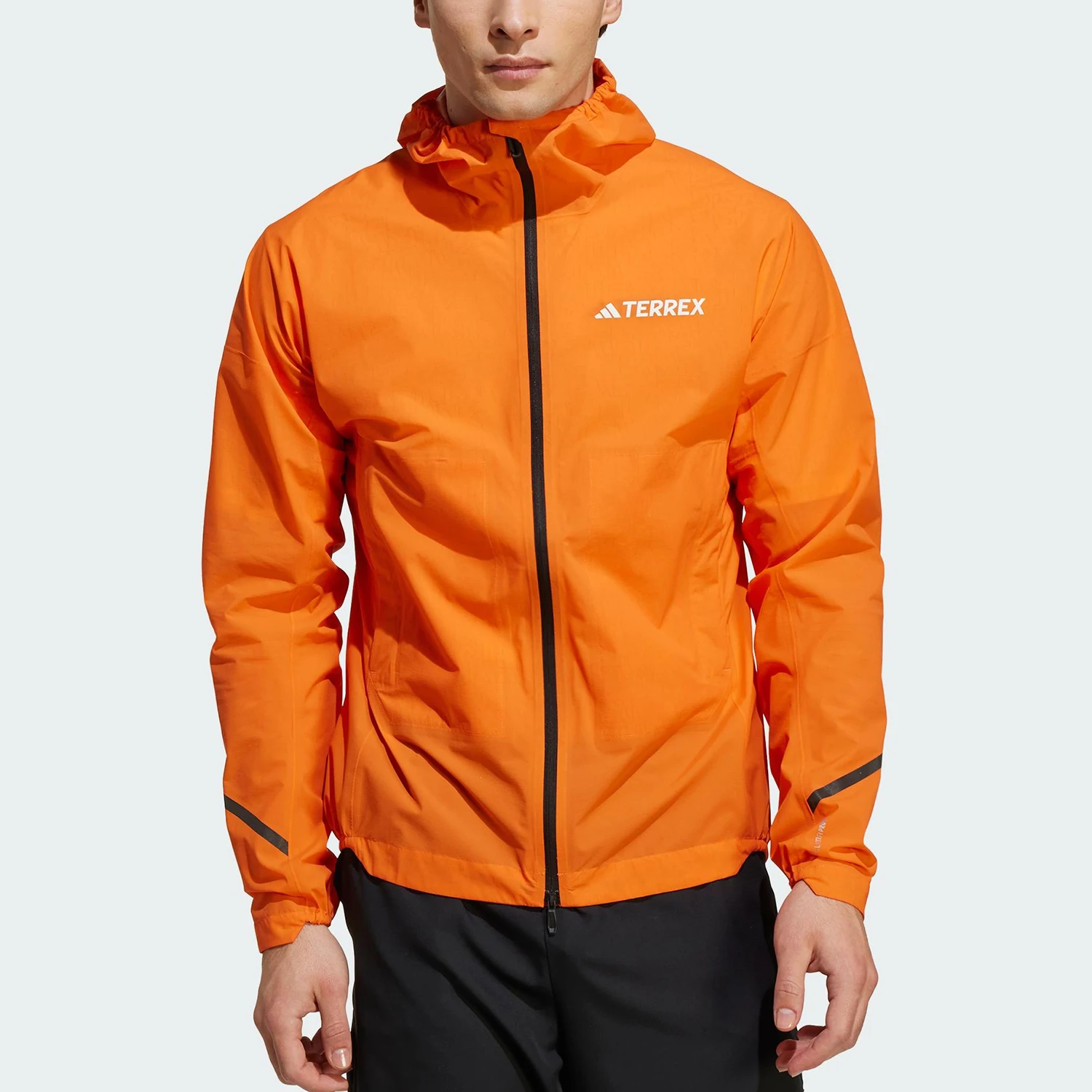 

Оригинальная мужская спортивная куртка Adidas для активного отдыха, свободного кроя, модель KA5873