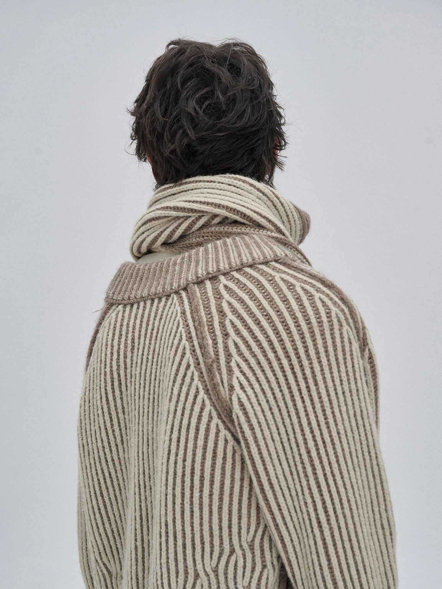 UNDEMPT 24AW الشارع الشهير وشاح طويل محبوك دافئ ومتعدد الاستخدامات للأزواج اليابانية الرجعية عادية فيبي نمط محايد الحد الأدنى