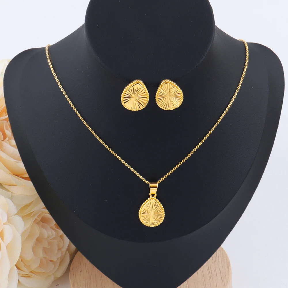 

Vintage Necklaces For Women Gold Color Stainless Steel Pendant Oval Necklace Earrings Aesthetic Wedding Summer Jewelry Gift bff