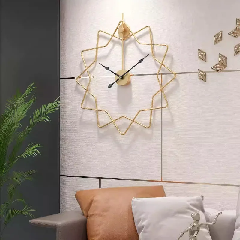 

Cute Xenomorph Wall Clocks Minimalist Fashion Chinese Style Large Restaurant Clock Wall Aesthetic Relogio De Parede Home Decor