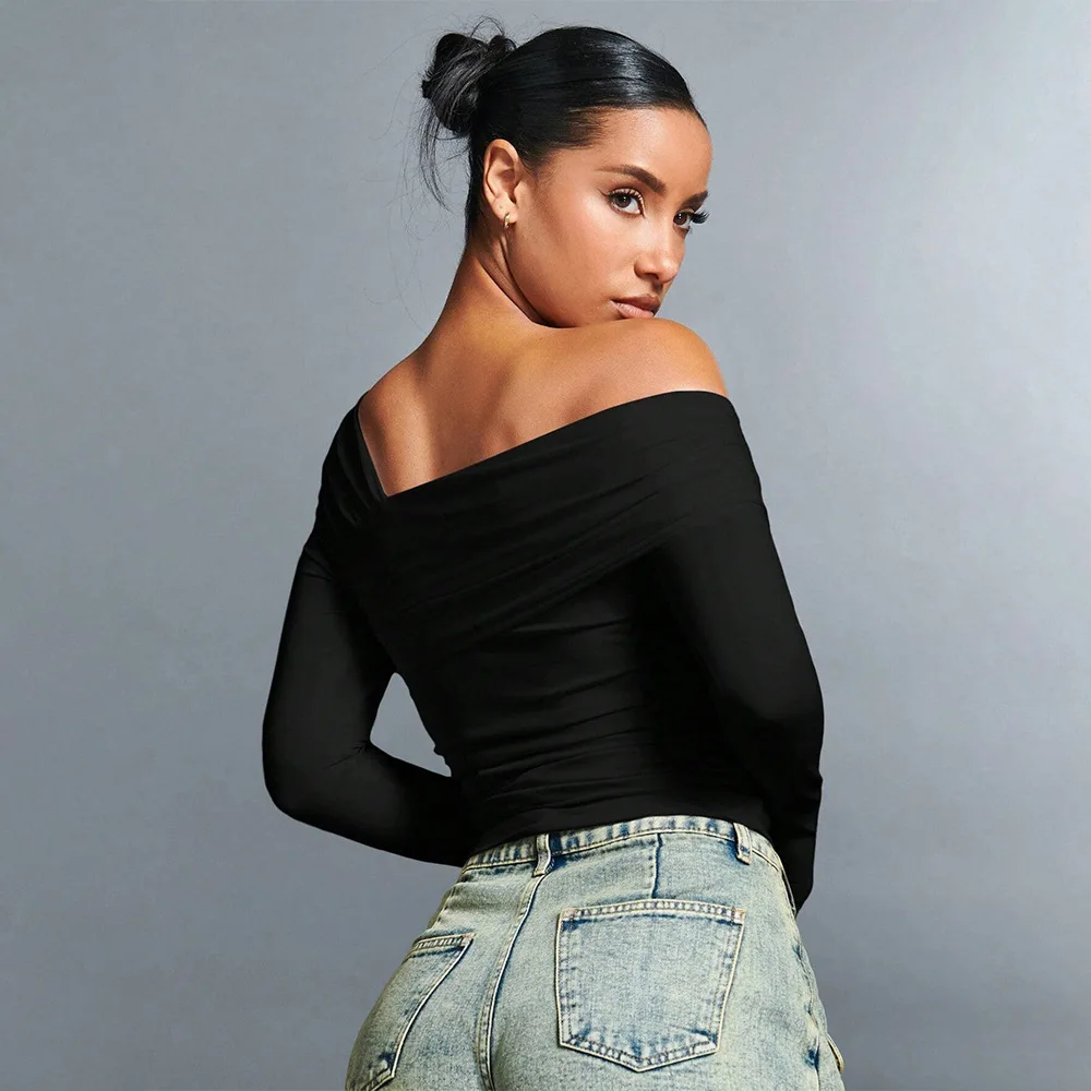 Sexy of Sve T-shirt 2024 Winter Uniek Design Vierkante Kraag Dik Gebreid Damesmode Grensoverschrijdende Kleding