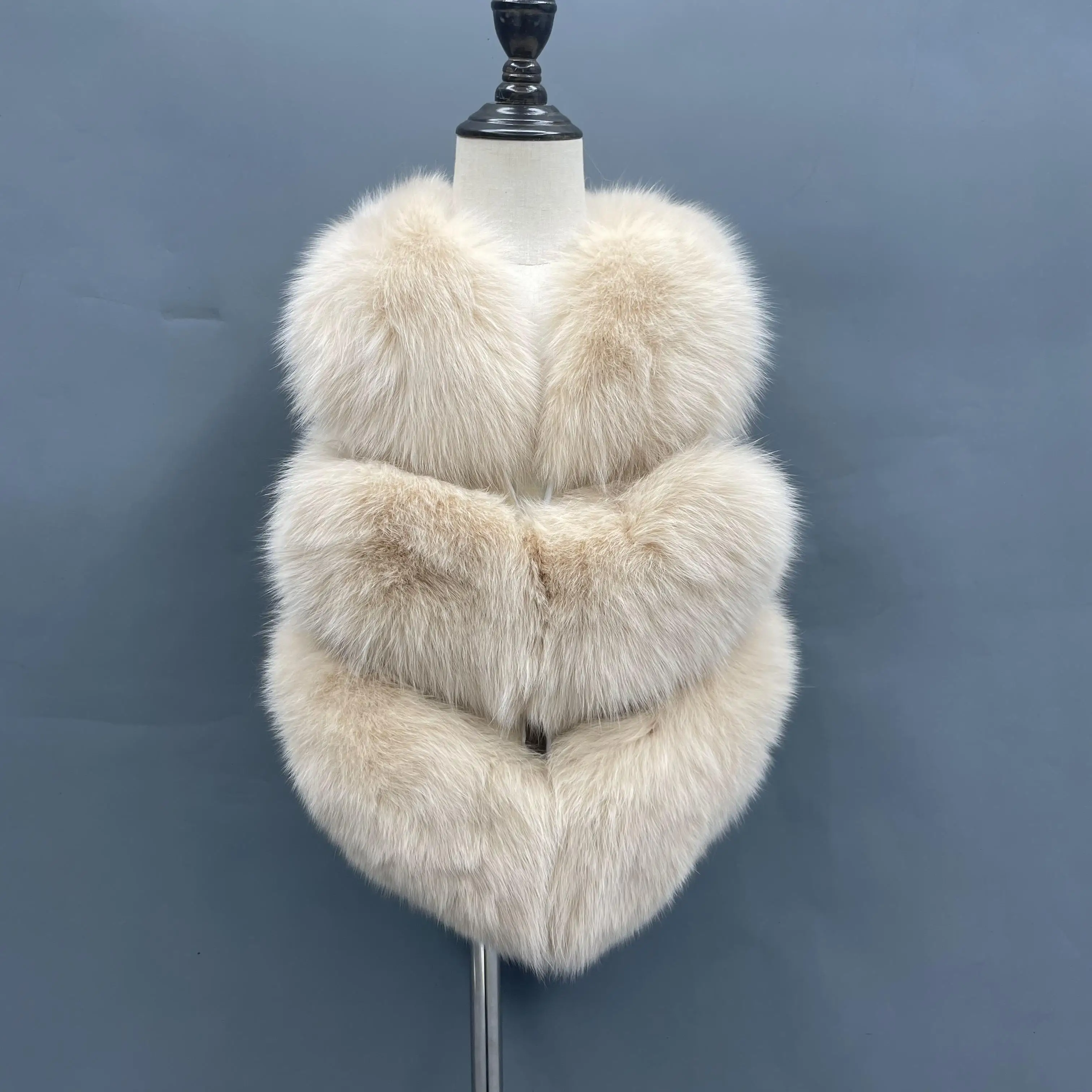 MLOVE Style Luxurious Fox fur Vest Supplier Directly Sell Beautiful Genuine Fox Fur Gilet