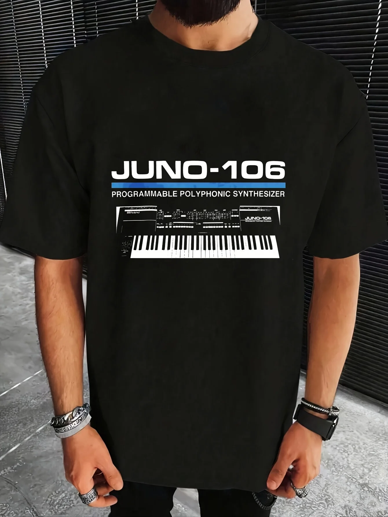 Roland Juno-106 Vintage Synthesizer T-Shirt Iconic Music Rack Logo Keyboard Design Soft Breathable Men and Women Retro T Shirt