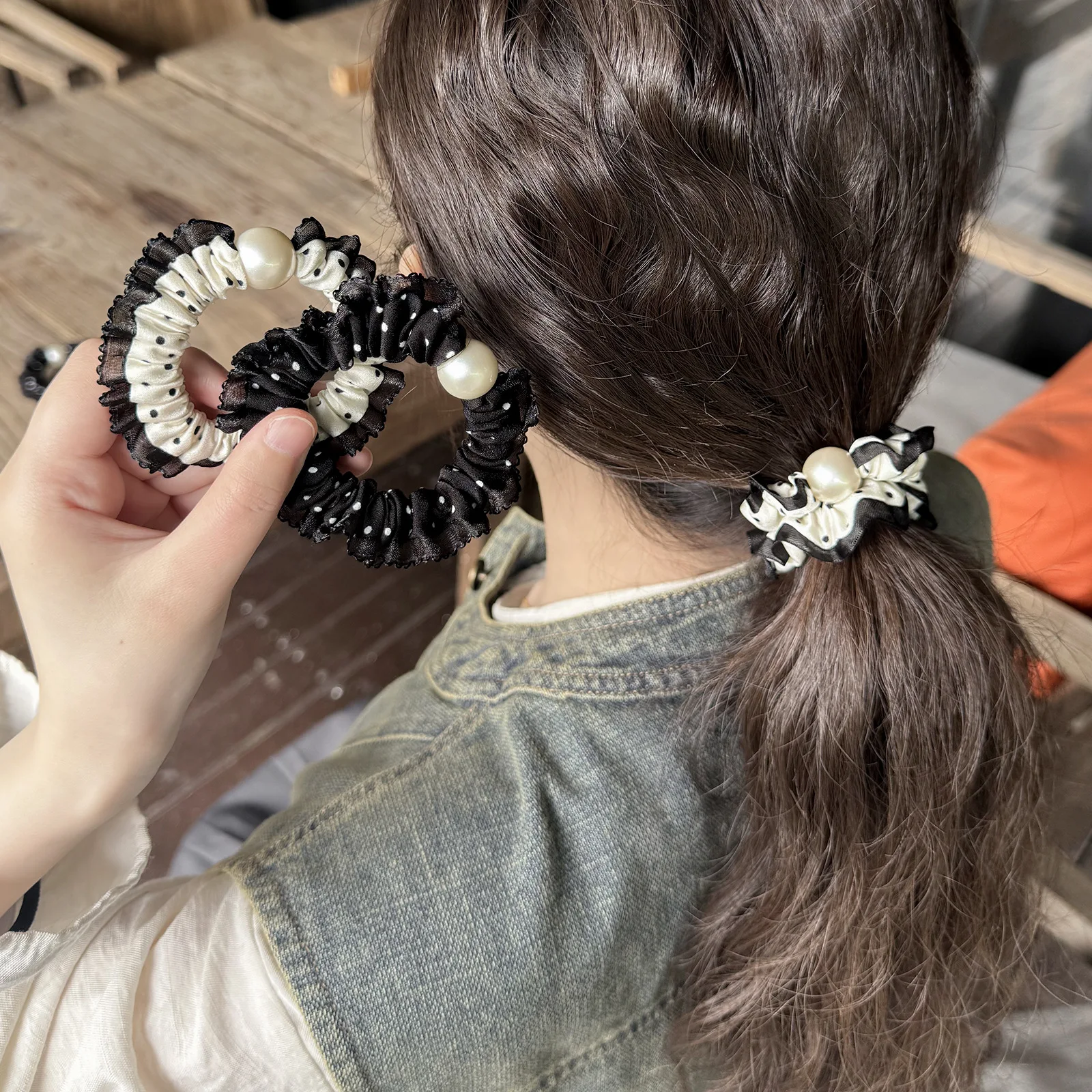 Hair Scrunchie Polka Dot Lace Trim Soft Cloth Pleated Sweet High Stretch Hair Tie Women Daily Bun Lightweight Medium Multicolor