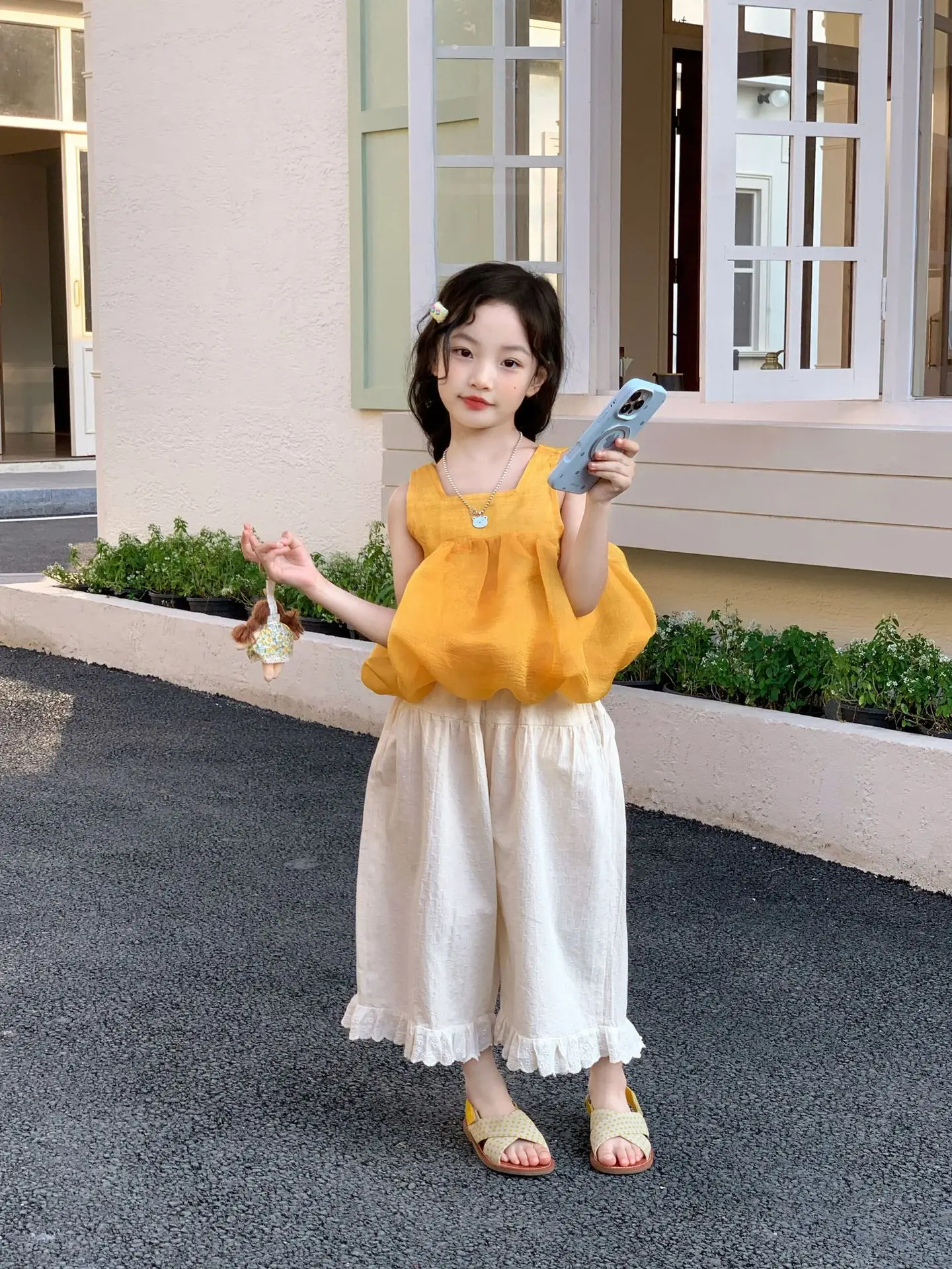 女の子カジュアル夏服韓国スタイルフリルエッジ防蚊パンツ9点パンツ花柄トップキッズアンサンブル