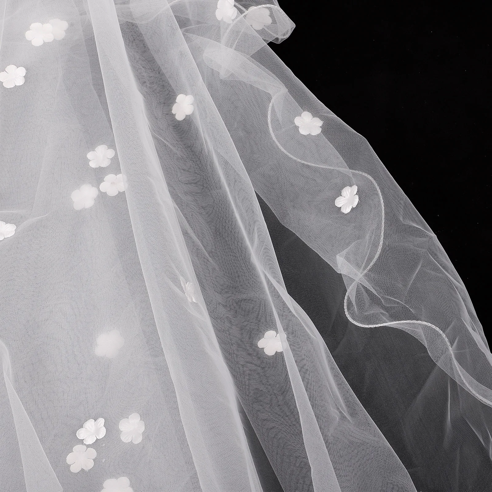 

White Wedding Bridal Veil Elegant Long Veil for Bride Engagement Bachelorette Party Bridal Hair Accessories Veils for Brides