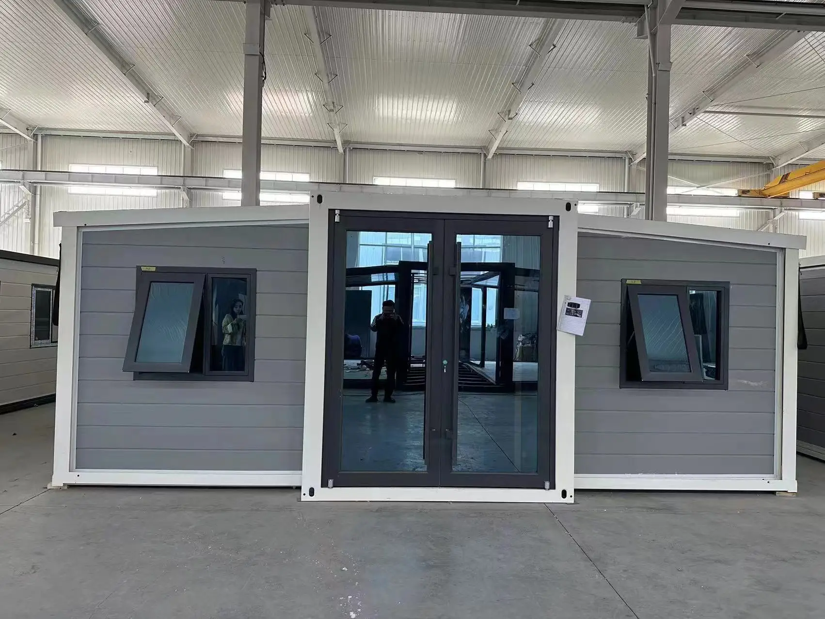 Prefab 2 3 Bedroom Modular Folding Office Customized Prefabricated Luxury Living Prefab Steel Expandable Container House