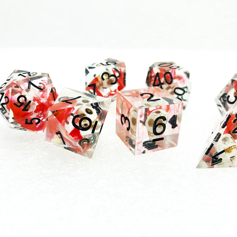 Resin Dices Set 7Pcs-set Gold Skull Acrylic Multi Dices Blood Effect Acute Angle Dice For Role Playing for dungeons and dragons