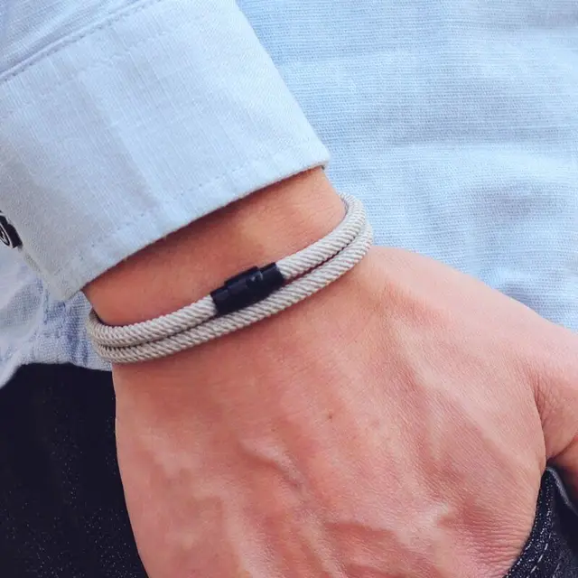 Nowa minimalistyczna męska bransoletka linowa dwuwarstwowa bransoletka survivalowa Homme akcesoria prezent dla chłopaka klamra magnetyczna Pulsera Hombre