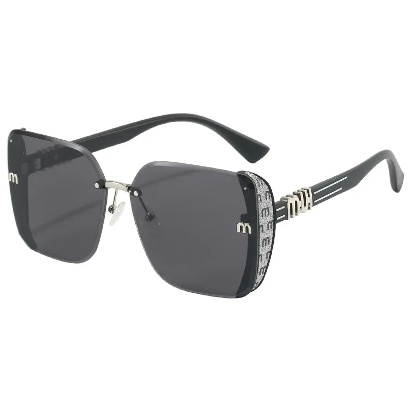 

2025Fashion Brand Vintage Sunglasses Women Oversized Luxury Designer Sun Glasses Travel New Sunglass Ladies Eyewear Gafas De Sol