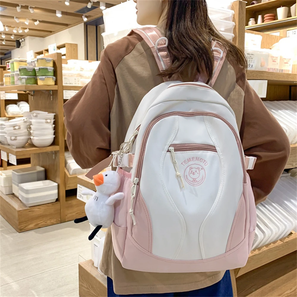 Mochila De nailon para Mujer, morral escolar De Color caramelo, ideal para viajes al aire libre, novedad De 2023