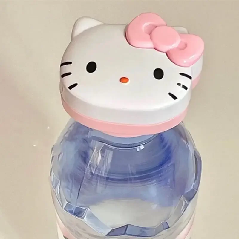 Sanrio Hello Kitty Bottle Opener Cute Cartoon KT Cat Kitchen Gadgets Labor Saving Screw Cap Portable Kitchen Accessories Gifts