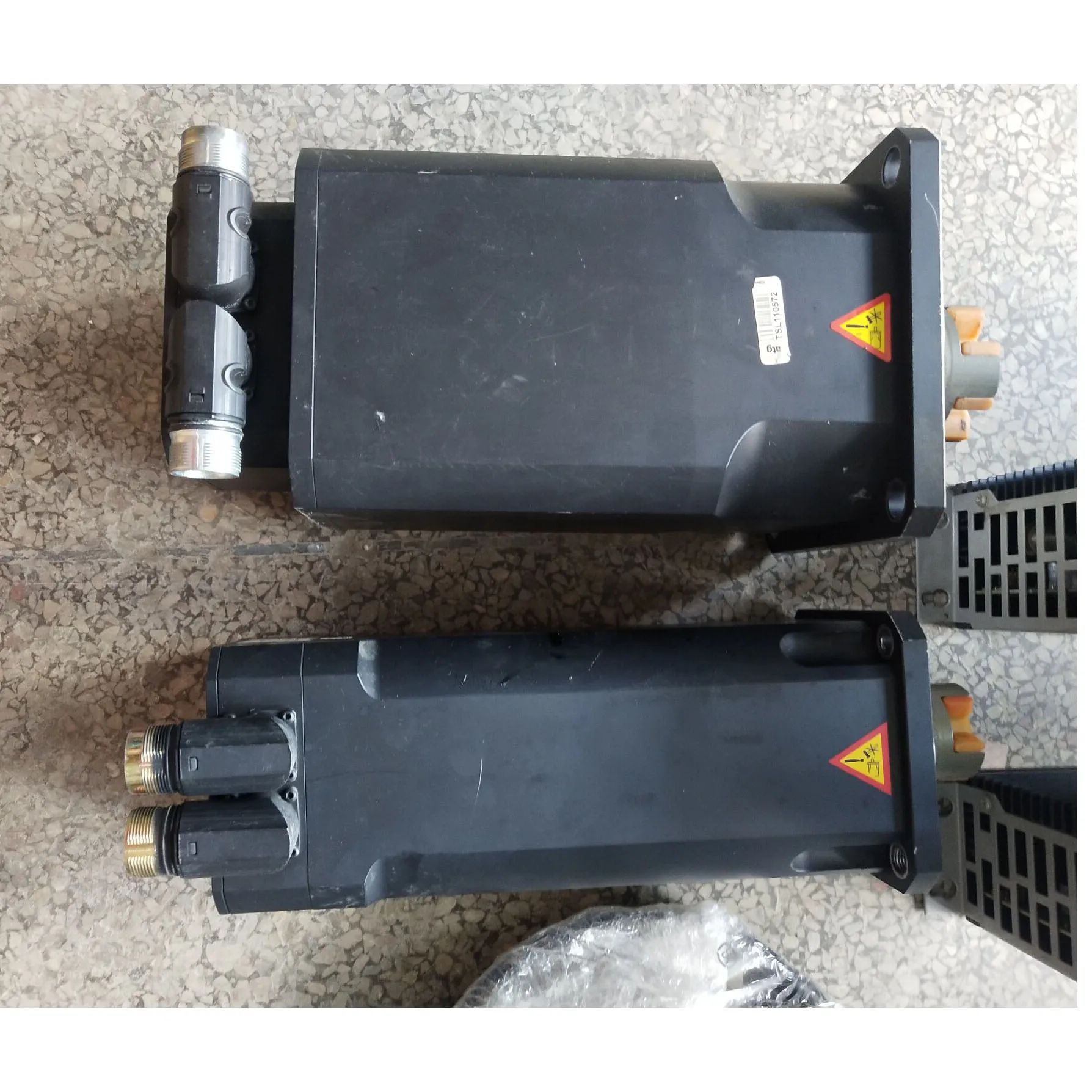 

Servo Motor 6SM77K-3.000-G 6SM57M-3000+G