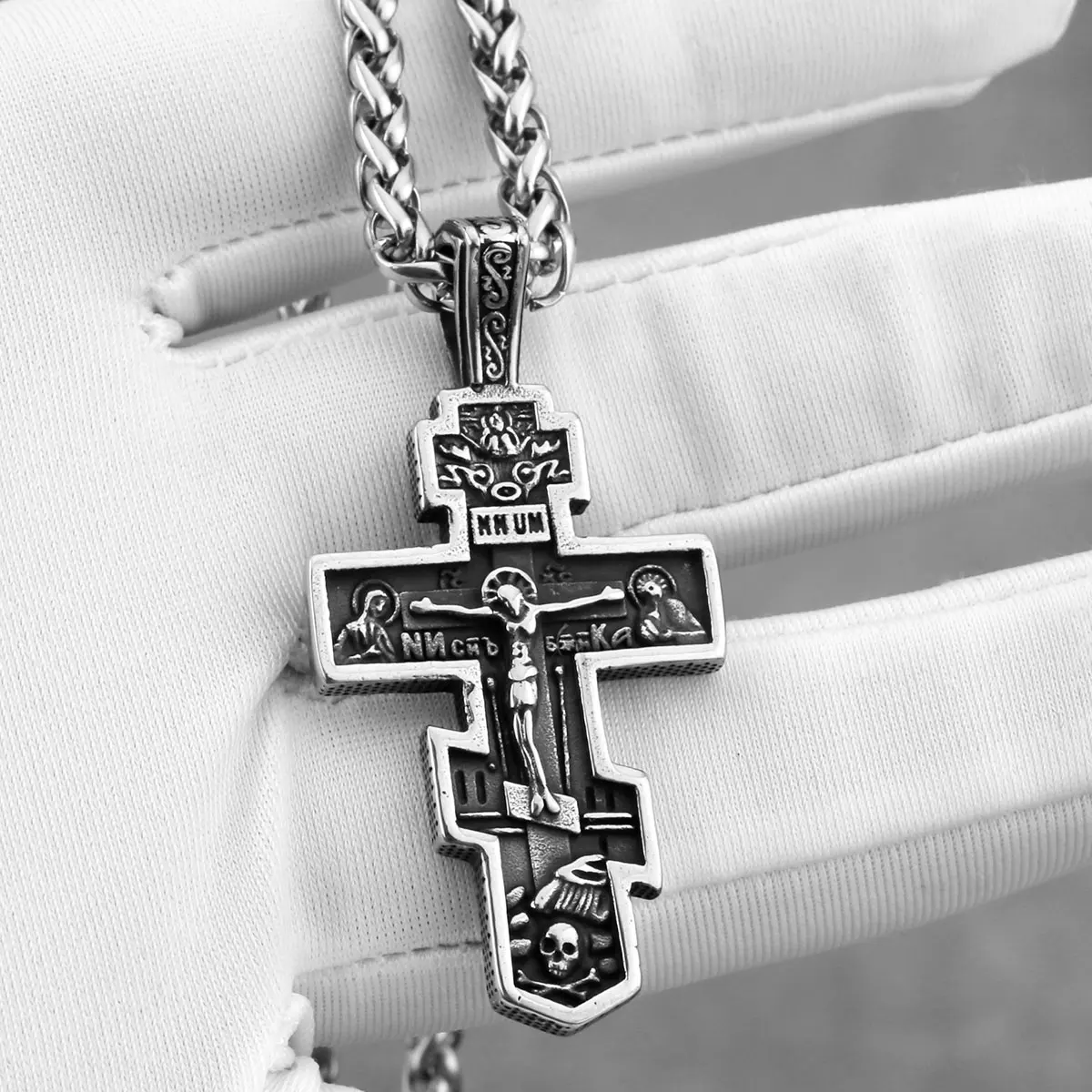 Vintage Jesus Cross Necklace Men\'s Stainless Steel Faith Christian Amulet Pendant Necklace Religious Male Jewelry Gift Wholesale