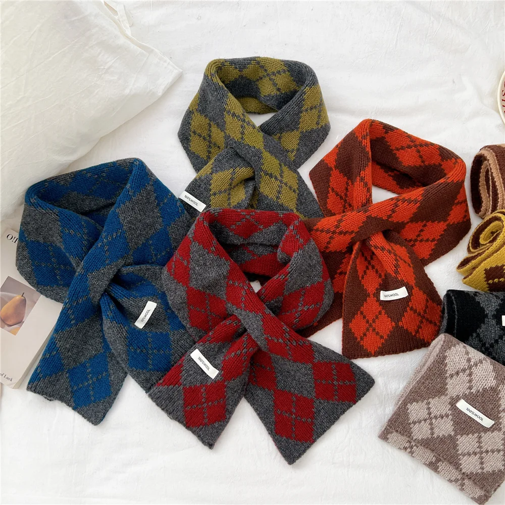 Cross Double Layer Two-tone Diamond Short Scarf for Women Winter Warm Knitted Neck Warmer Student Korean Style Versatile for Men