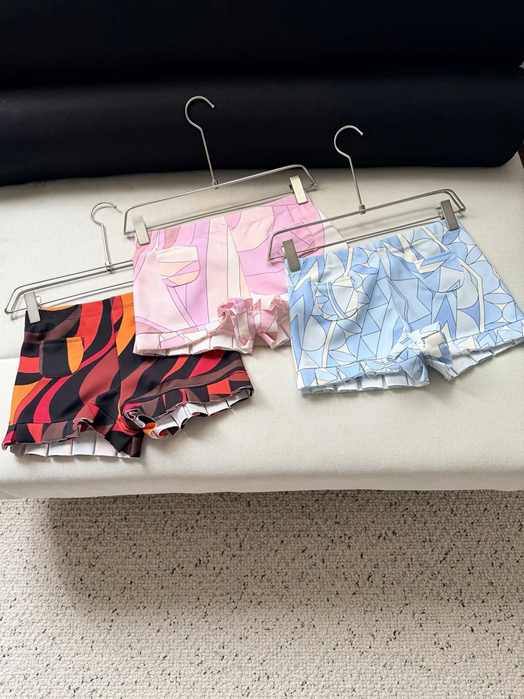 Summer Fashion Outdoors Resort Geometric Print Sexy Shorts Women's Low Waist Slim Pockets Straight Barrel Flounces Hem Shorts