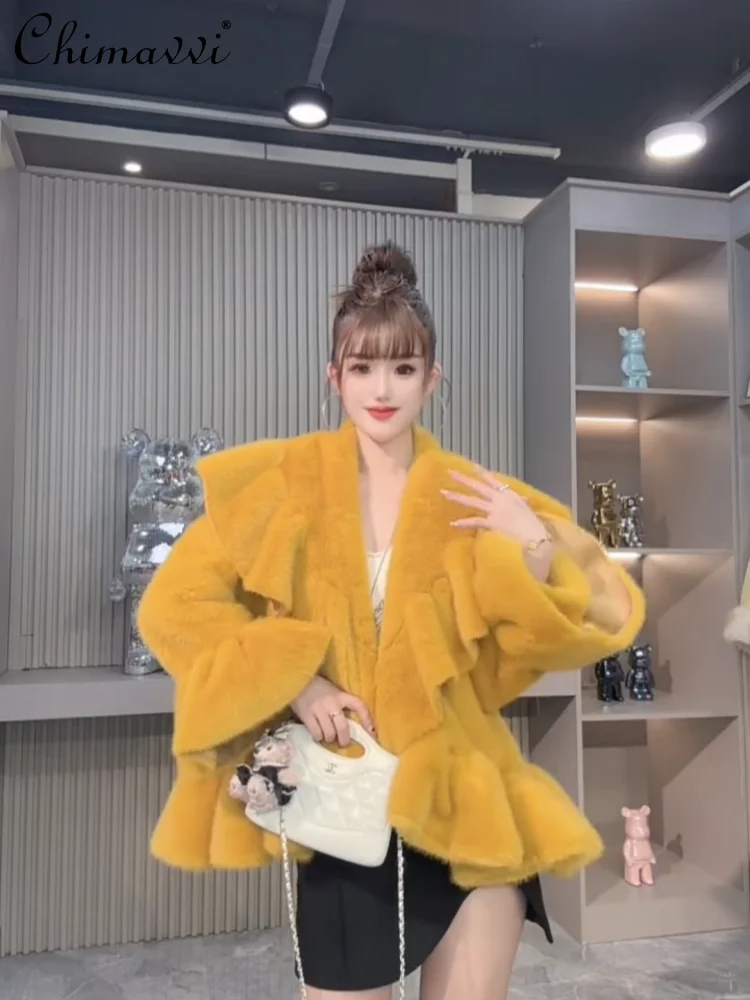 

Winter New High-End Fashion European Mink Fur Sheepskin Short Coat Long Sleeve Warm Elegant Women's Loose Flying Edge Jacket